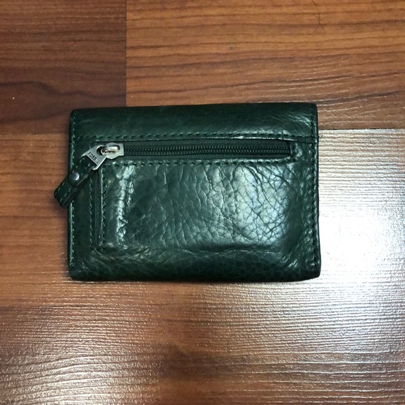 SALE🔥Army Green Leather Fossil Wallet. - Picture 4 of 5